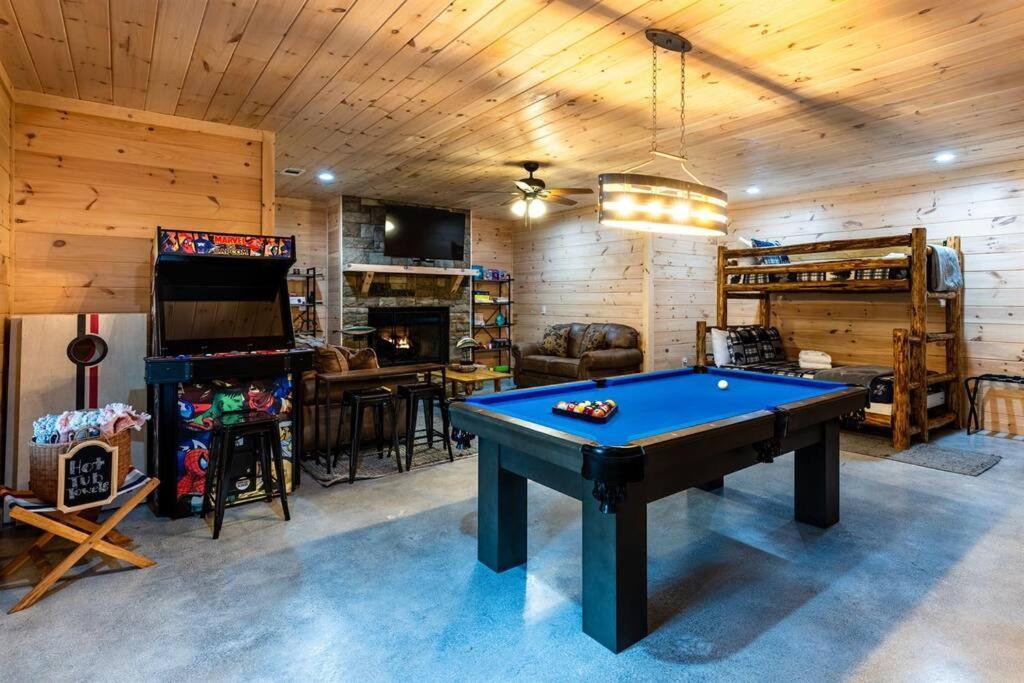 Luxe Family Cabin 8 Min To Downtown Блу-Ридж Экстерьер фото